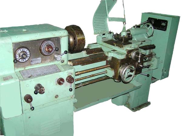 Загальний вигляд універсального токарно-гвинторізного верстата 1М61